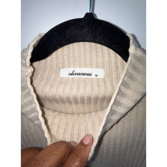 Women's Olivaceous Beige Ribbed Bell Sleeve Cropped Ovbersized Sweater Size M - Picture 5 of 6